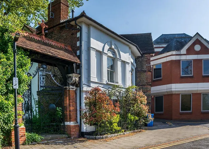 Castle Properties: The Duchess, 3 Bed Family Cottage